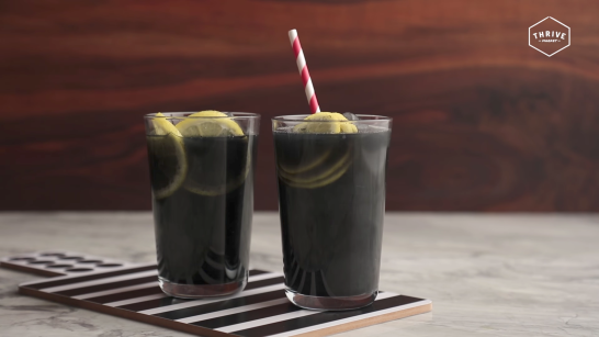 ACTIVATED CHARCOAL LEMONADE WITH COLLAGEN